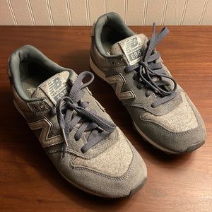New Balance 696 Sneakers